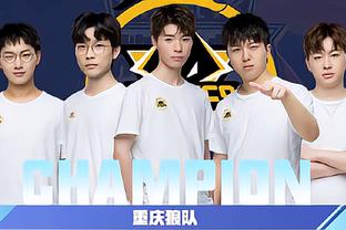 学青会 复旦女排代表上海参赛 勇夺铜牌.